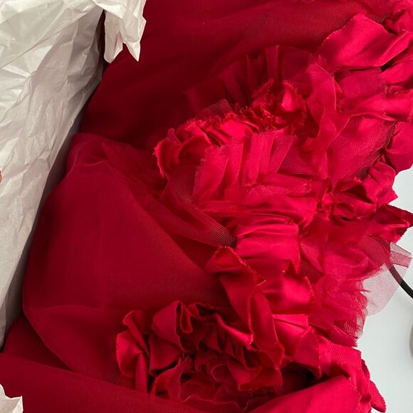 red marchesa two tier evening gown dress sydney sweeney 2019 - Picture 7 of 10